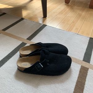 Boston Soft Footbed Birkenstocks, Suede Leather, Black, Narrow EU 40